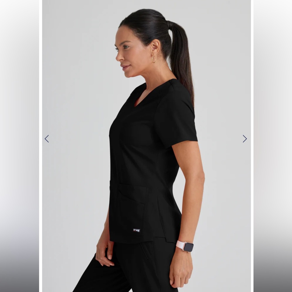 Grey's Anatomy Classic Black V-Neck Short Sleeve Top - Picture 4 of 9